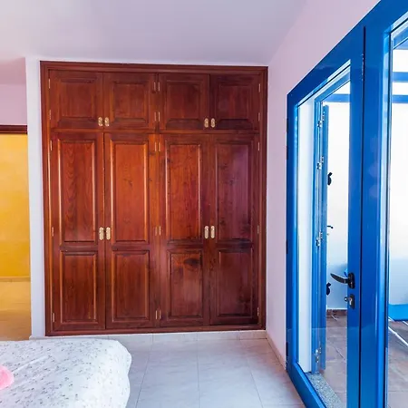 Modern House In Famara